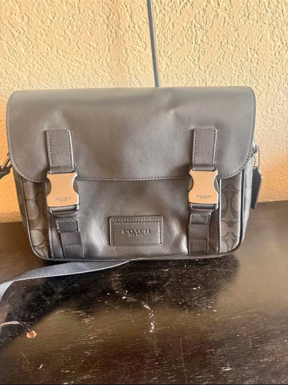 Coach Black Leather & Signature Canvas Men’s Messenger Bag - Picture 5 of 5